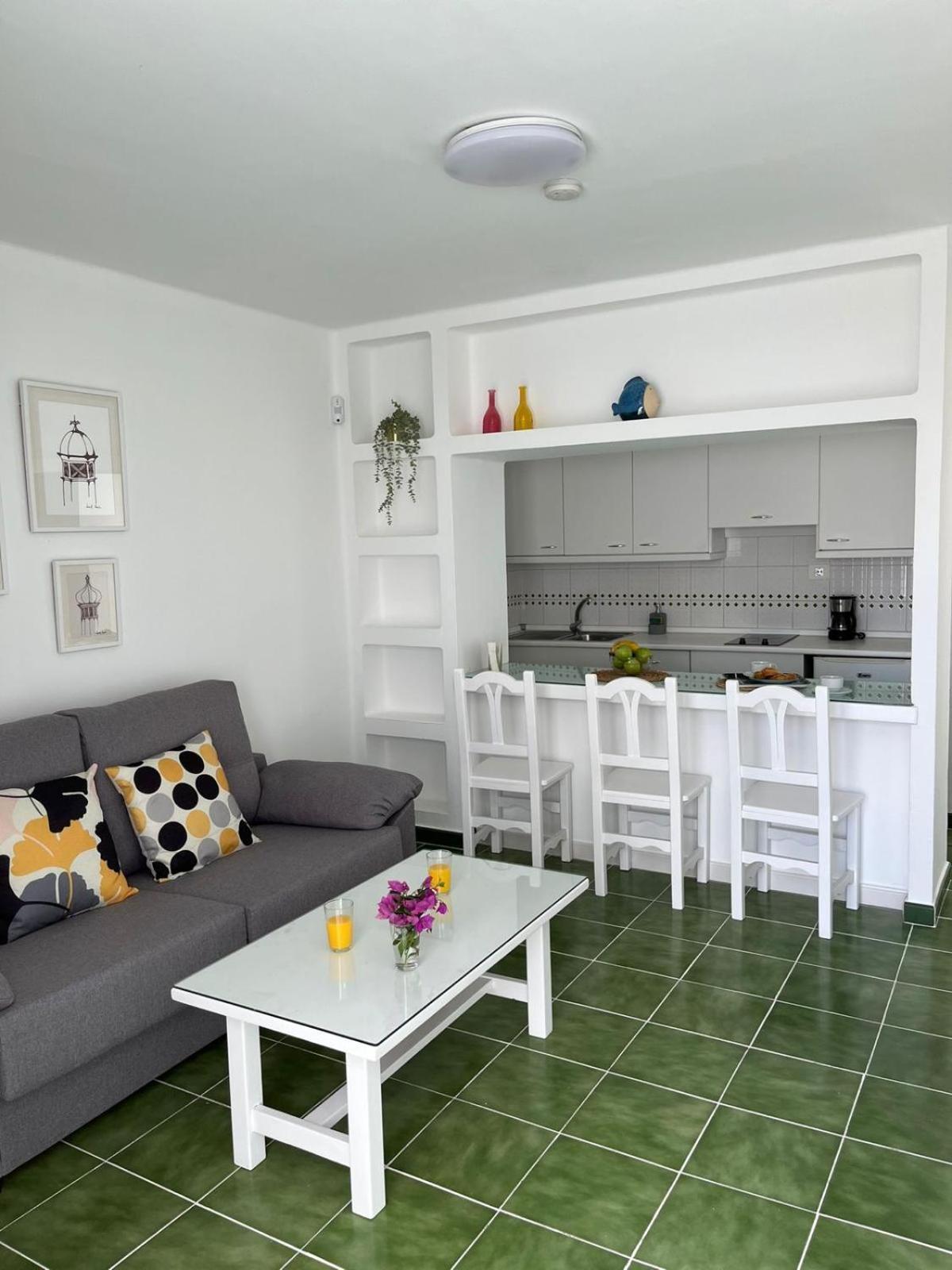 Bungalow Buganvilla Tías Extérieur photo